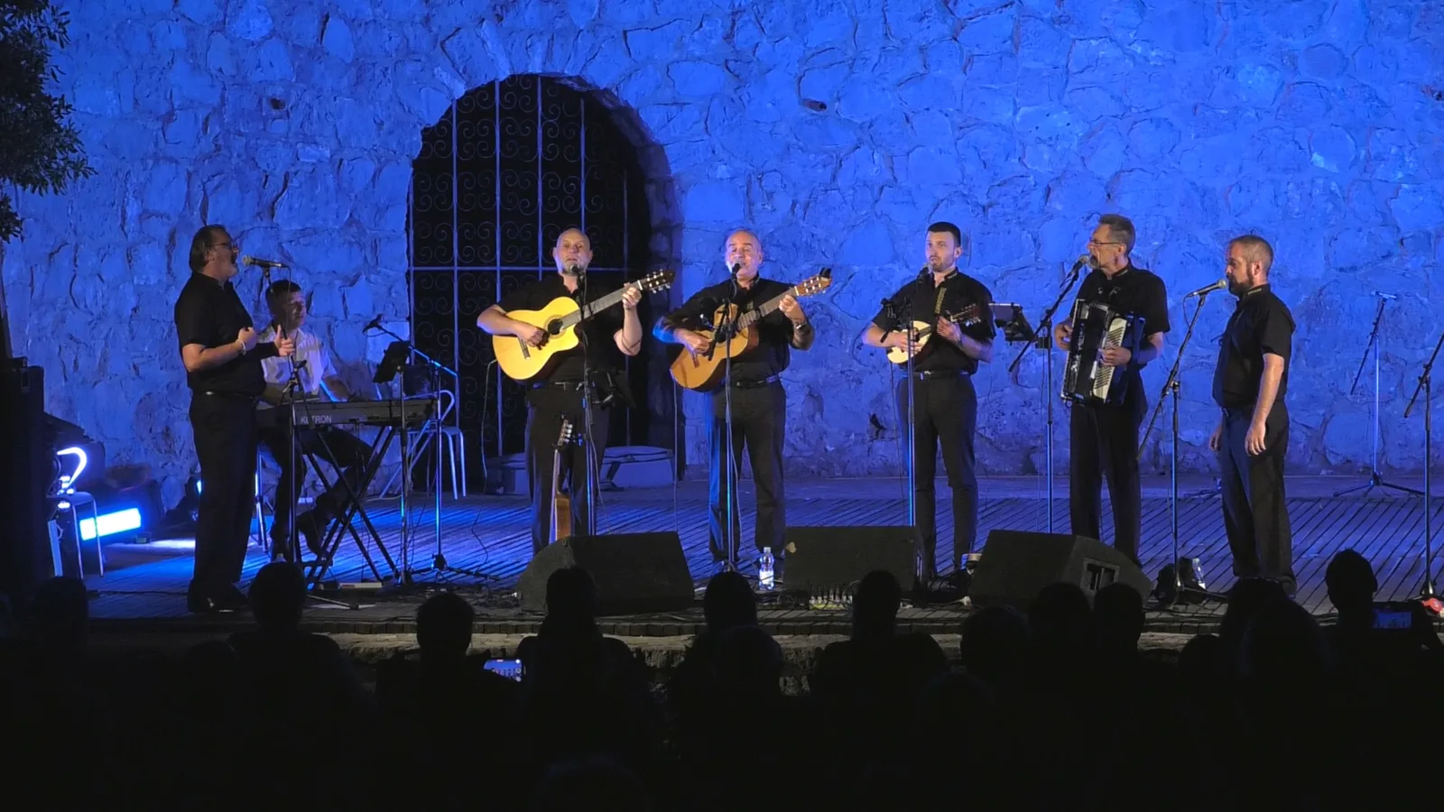 Klapa Baladur na Ljetnoj pozornici u Opatiji
